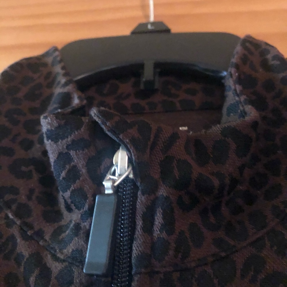Leopard Print jacket - Picture 4 of 5